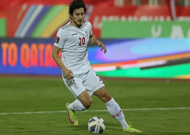 世界杯阿兹蒙是抗议的支持者，他参加了伊朗国家队的世界杯。